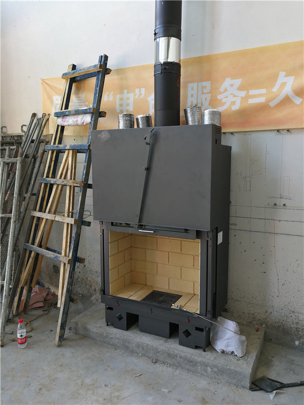江蘇南京加州城燃木真火壁爐安裝實例.jpg