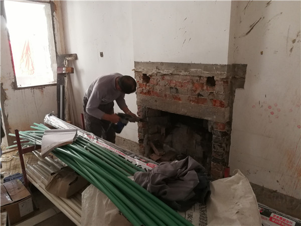 江蘇南京北極山村真火壁爐安裝案例.jpg