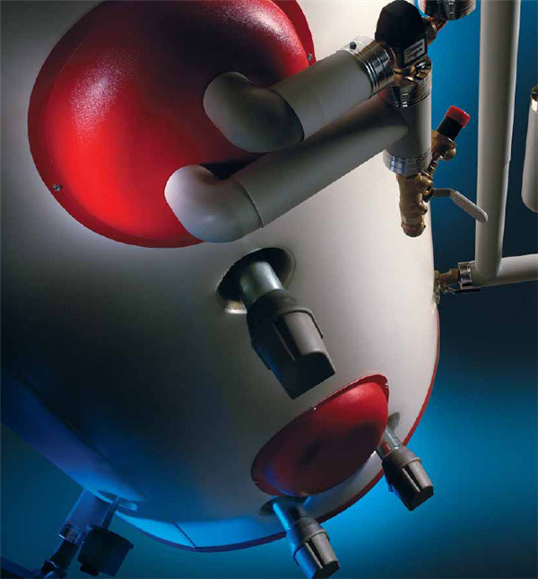 1551146821370988C6q9.jpg 如何用燃木壁爐組建別墅中央供暖系統.jpg