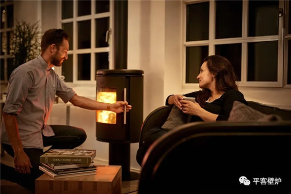 丹麥真火壁爐 Mors? 6848， “別人家的爐子”.jpg