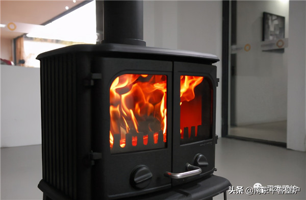 丹麥火爐Morso2110.jpg 丹麥火爐Morso2110.jpg