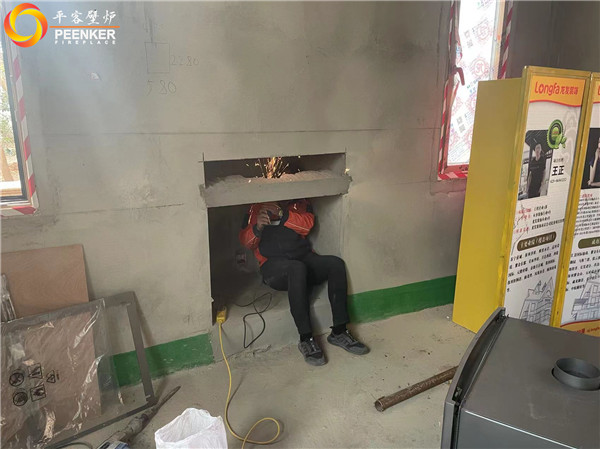 天津朗潤(rùn)園別墅英國(guó)fireline PV85i 壁爐安裝.jpg