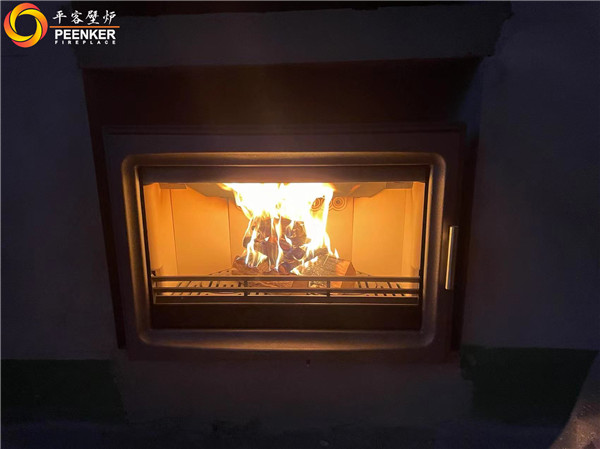 天津朗潤(rùn)園別墅英國(guó)fireline PV85i 壁爐安裝.jpg