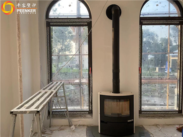 呼和浩特半山半水別墅丹麥Aduro A15SK壁爐安裝.jpg