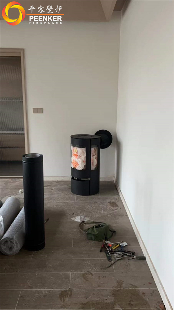 成都藍城沐春風(fēng)度假村丹麥Aduro A9壁爐安裝.jpg