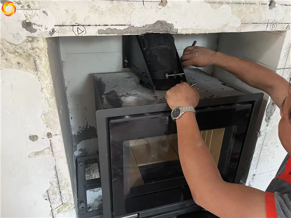 太原龍觀天下別墅丹麥Aduro A5真火壁爐安裝裝.jpg