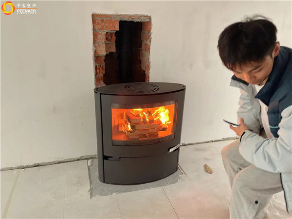 上海西郊華城別墅丹麥鋼板壁爐Aduro A15安裝.jpg