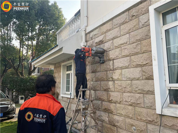 上海喬愛別墅城丹麥鑄鐵火爐Morso 6848安裝.jpg