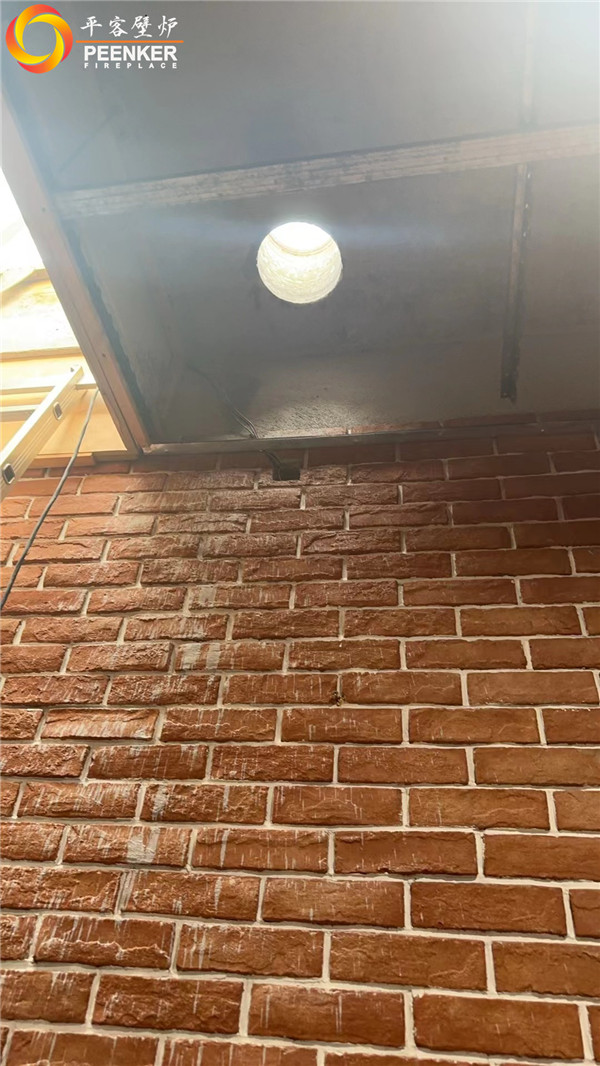 唐山中駿香郡別墅丹麥Morso 2140壁爐+風機安裝.jpg