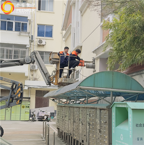 常州項家花苑別墅丹麥Morso 2140鑄鐵火爐安裝.jpg