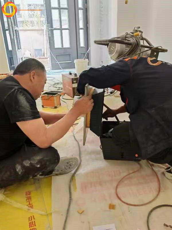 太原晉陽府高層一樓丹麥Aduro A5+壁爐風機安裝.jpg