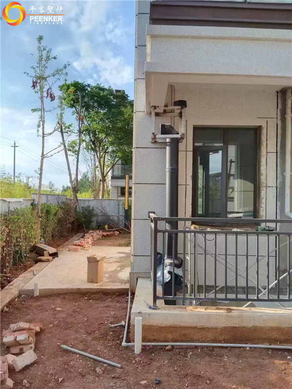 昆明紫境府丹麥Aduro A15壁爐+國產風機安裝.jpg