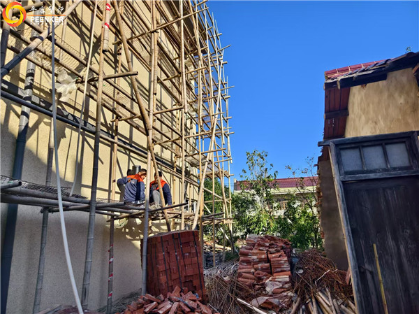 上海浦東別墅丹麥Aduro A17獨(dú)立式火爐戶外煙囪安裝.jpg