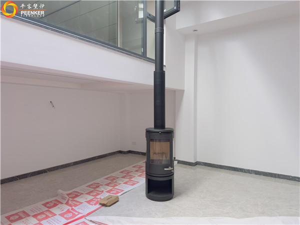平客壁爐東營(yíng)海欣盈園地下室丹麥Morso 7943火爐安裝.jpg