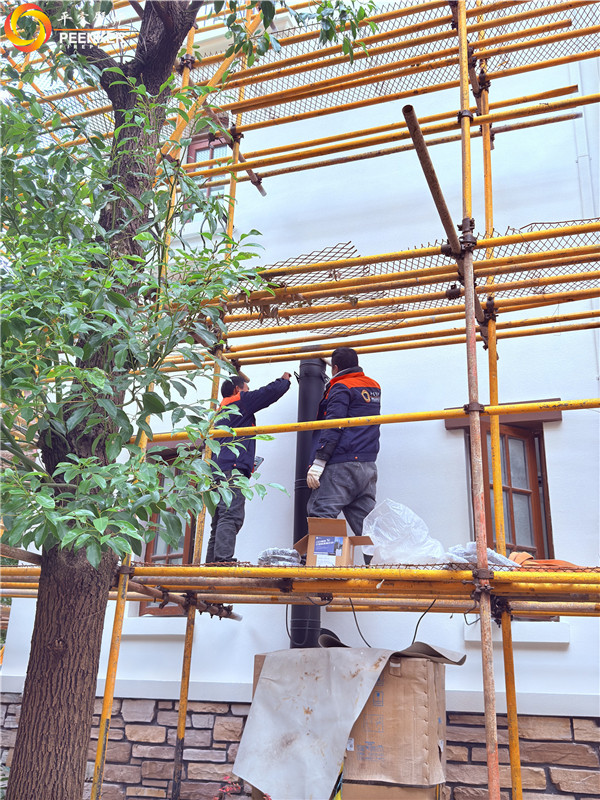 上海達(dá)安圣芭芭花園丹麥Aduro A15火爐安裝.jpg