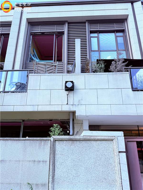 南京金隅紫京疊園英國fireline PV85i壁爐安裝.jpg